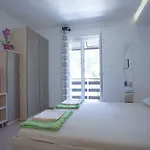 - Seaview Apartman *